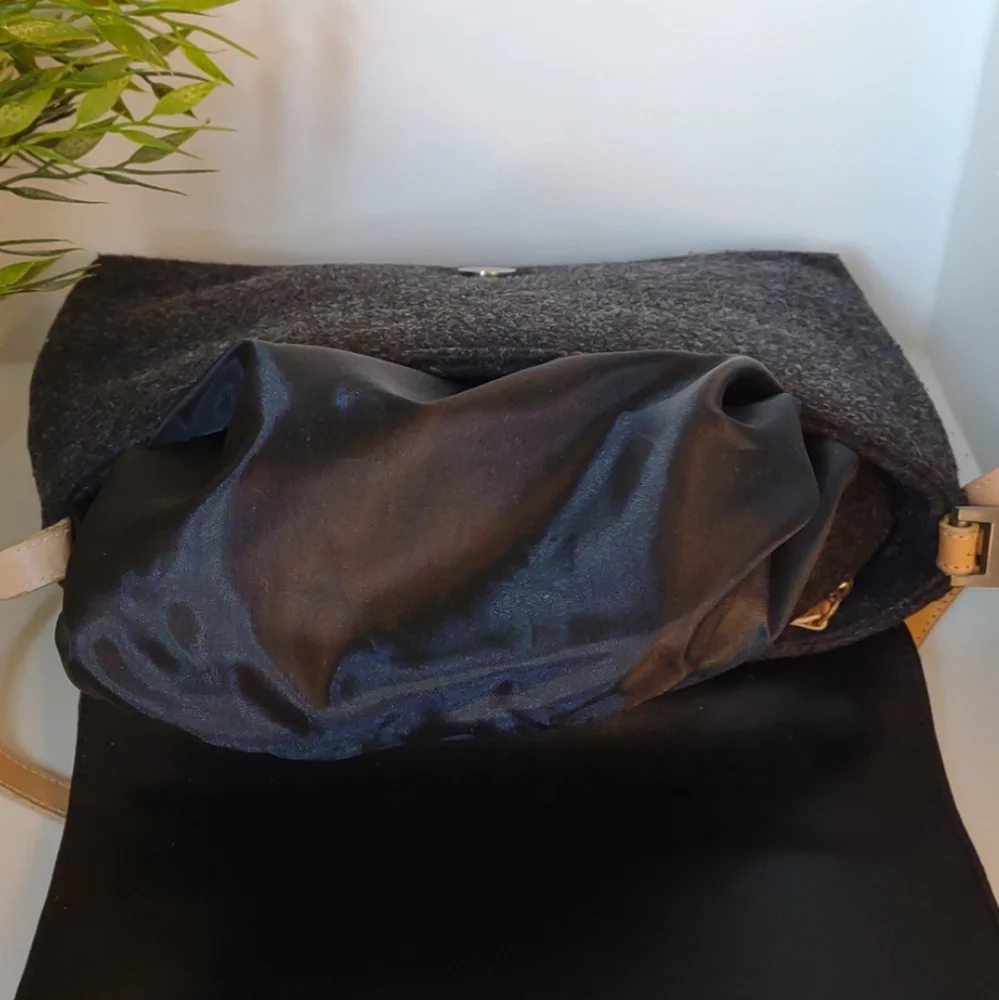 Felt Shoulder Bag Farinelli Gray Tan